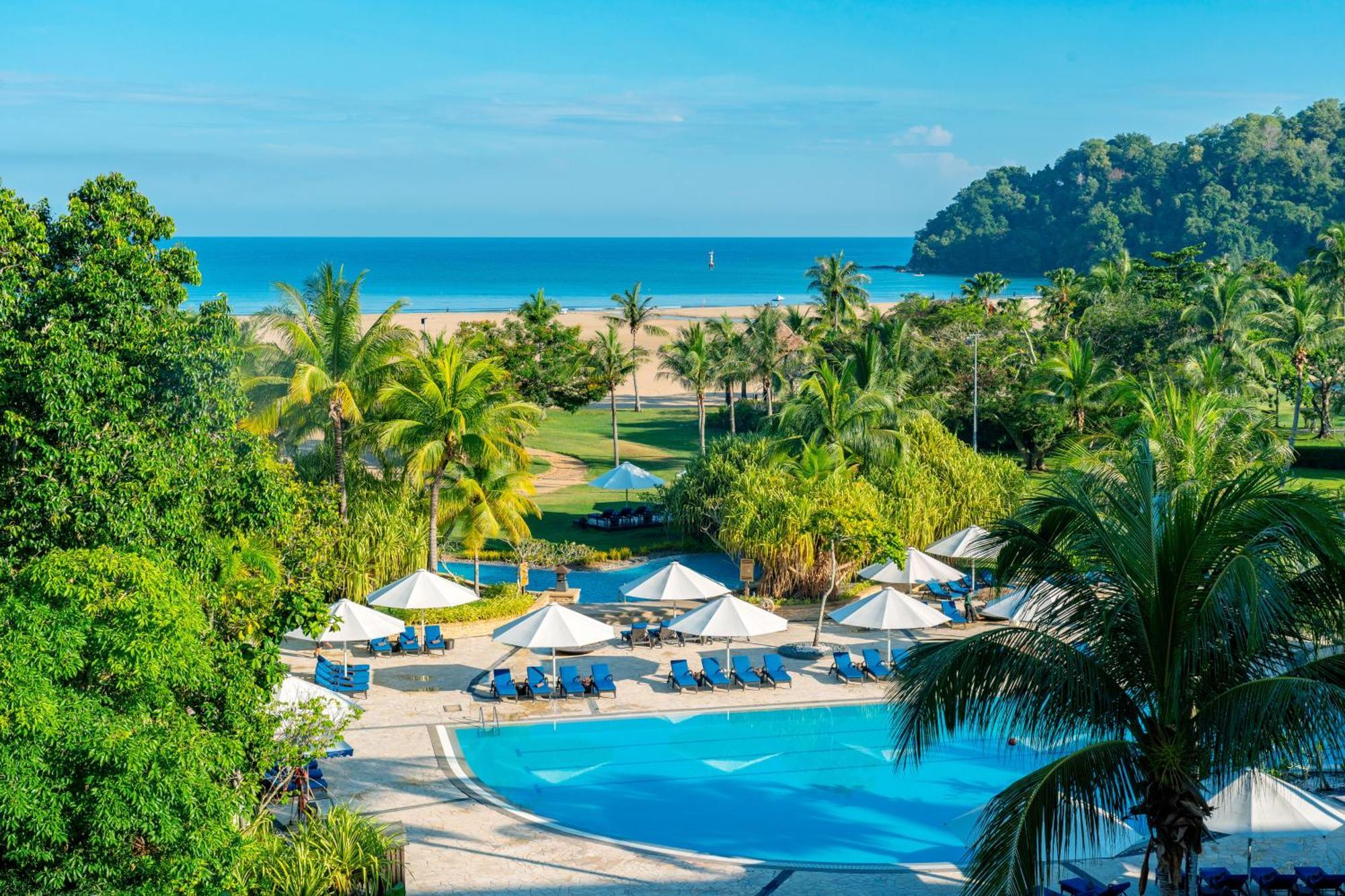 Shangri-La Rasa Ria, Kota Kinabalu Eksteriør billede The beach at the Langkawi Hilton
