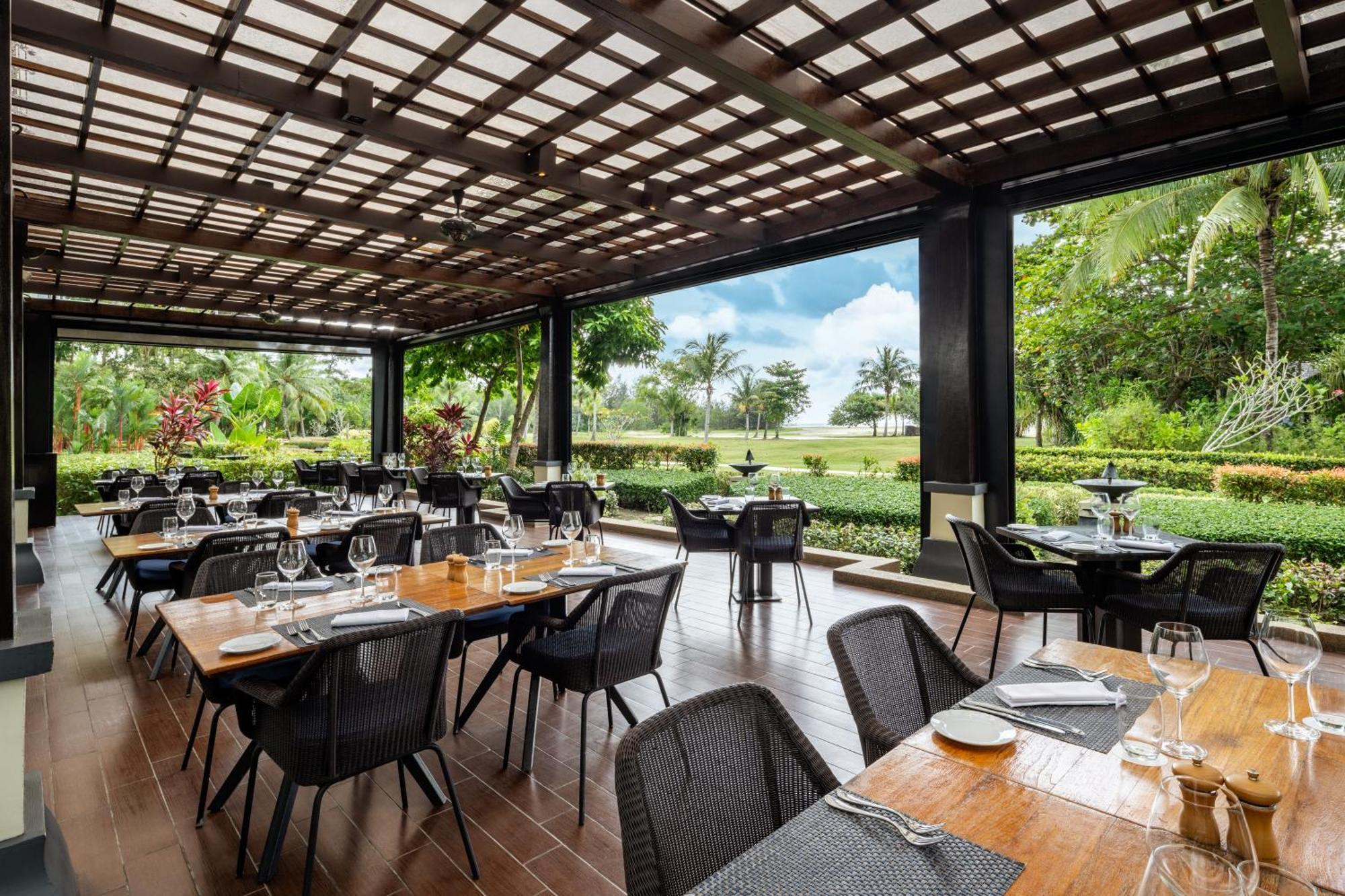Shangri-La Rasa Ria, Kota Kinabalu Eksteriør billede The Pergola